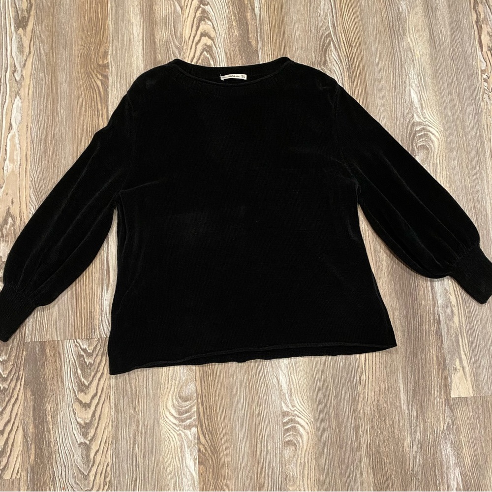 ZARA KNIT SWEATER